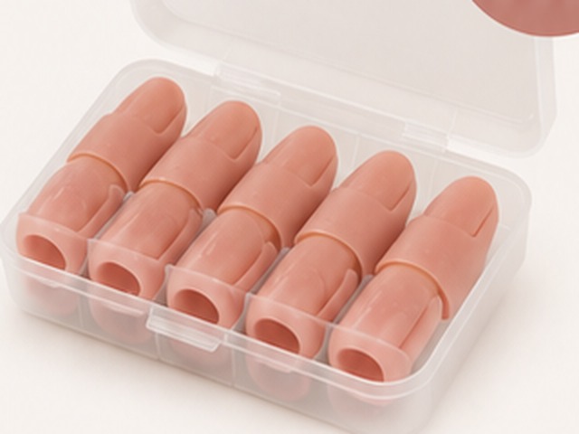 Estojo transparente com 10 capas de silicone para dedos